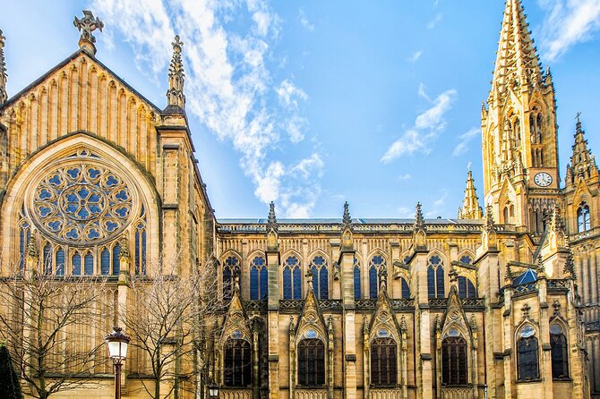 San Sebastian Scavenger Hunt & Highlights Self Guided Audio Tour - How much time and freedom do you really get?