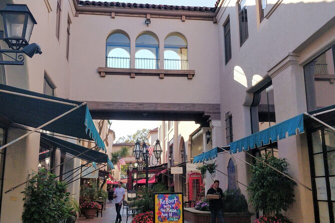 Santa Barbara Scavenger Hunt Walking Tour and Game - A self-guided game through Santa Barbara