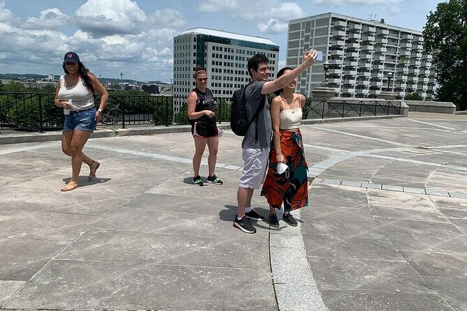 Sarasota Showdown Scavenger Hunt - The goofy photo challenges are part of the point