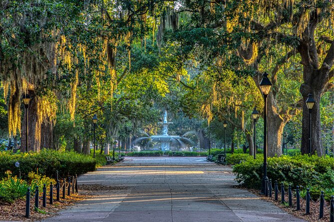 Savannah Scavenger Hunt and Highlights Self Guided Audio Tour - St. John the Baptist and Old Sorrel House