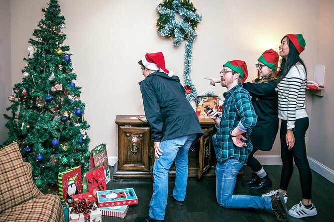 Saving Christmas Escape Room in Chattanooga - The 45-minute clock and what it means