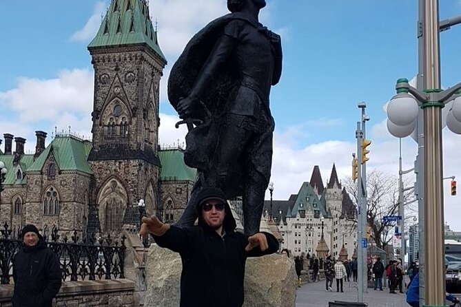 Scavenger Hunt Adventure in Ottawa by Crazy Dash - Finding Items and Completing Challenges