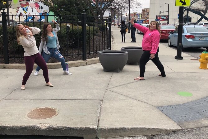 Scavenger Hunt in Columbia by Crazy Dash - The remote host and app interaction