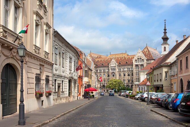 Secrets of Buda Castle: Self-Guided Puzzle Adventure in Budapest - Following Buda’s Ottoman story