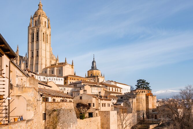 Segovia Scavenger Hunt and Sights Self-Guided Tour - Finding the city through clues