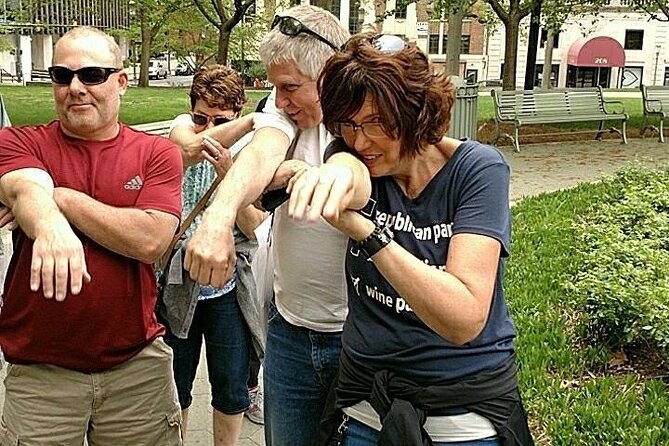 Self-Guided Scavenger Hunt Adventure in League City - Starting at 100 W Walker Street