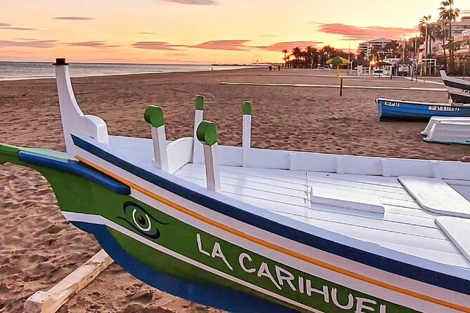 Self Guided Scavenger Hunt in Torremolinos - Starting at Plaza del Remo in La Carihuela