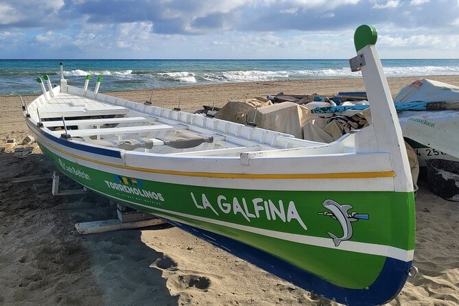 Self Guided Scavenger Hunt in Torremolinos - Reaching Bajondillo and the Route’s Changing Feel