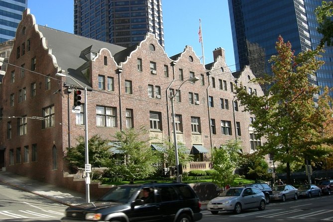Self-Guided Seattle Scavenger Hunt: Plunging Seattle’s Depths - A city walk with a puzzle in your pocket