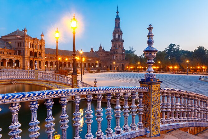 Seville Scavenger Hunt and Highlights Self Guided Audio Tour - Stop 5: Seville Cathedral and the Giralda area
