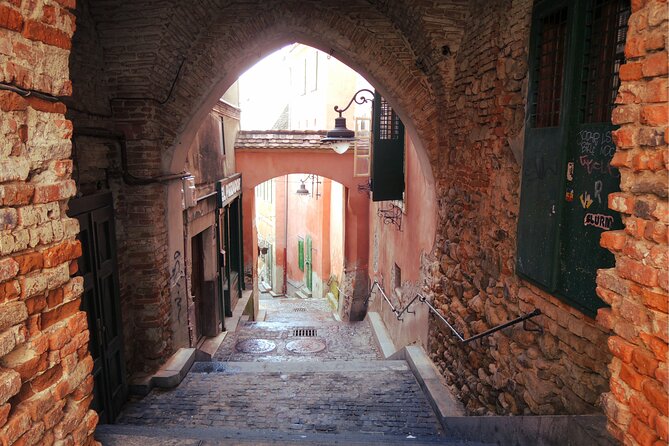 Sibiu Old Town Exploration Game and Self-Guided Tour - Solving your way to the Bridge of Lies