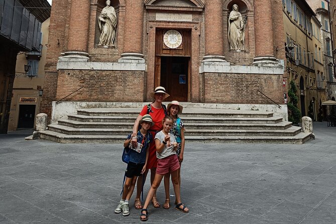 Siena Medieval Power Quest: Self-Guided Family Feud Game - Piazza del Campo is the route’s big payoff