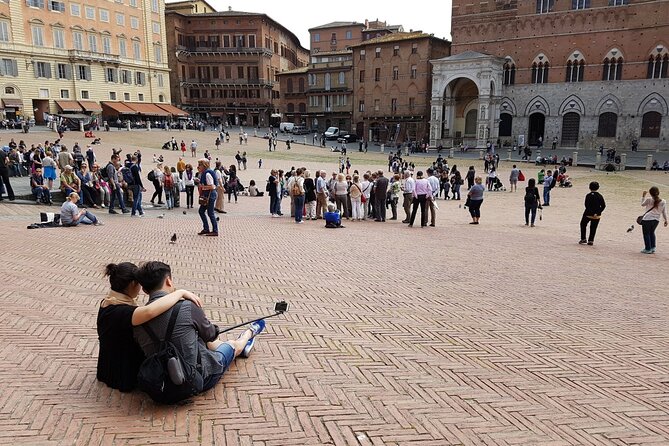 Siena Scavenger Hunt and Highlights Self Guided Audio Tour - What the riddles add to ordinary sightseeing