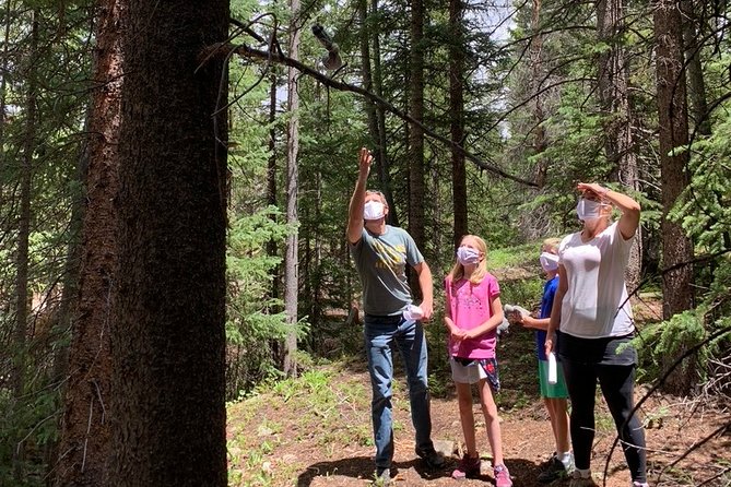 Snowshoe Treasure Hunt (Outdoors) - A good choice for families, couples, and mixed ages