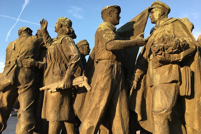 Sofia Under Communism: Self-Guided Puzzle Quest - Art, parliament, and Sofia University