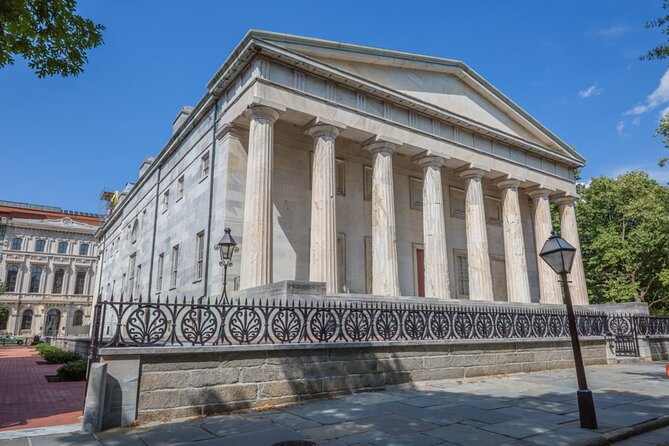 Solve the Case: Self-Guided Mystery Puzzle Walk in Philadelphia - The Second Bank and the Founding-Era Story