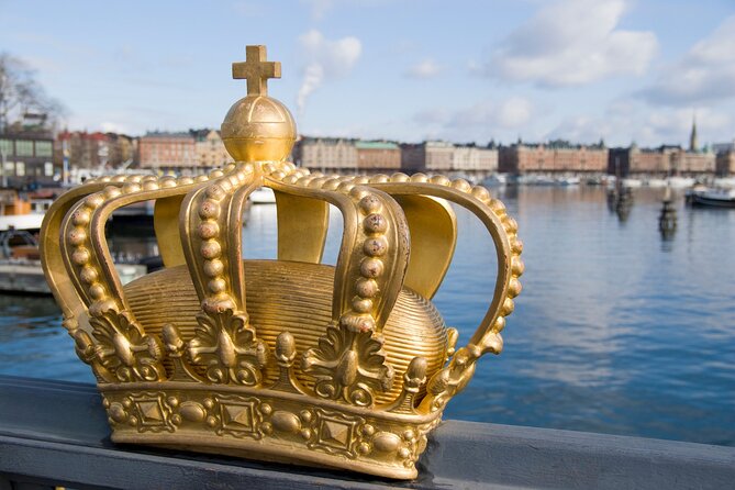 Stockholm Scavenger Hunt and Highlights Self Guided Audio Tour - How this Stockholm self-guided tour works