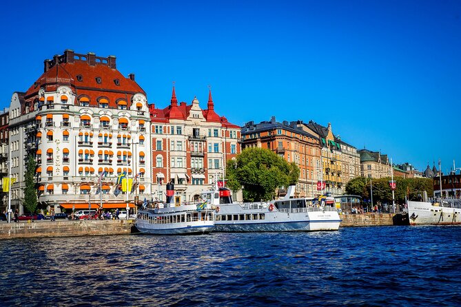 Stockholm Scavenger Hunt and Highlights Self Guided Audio Tour - Slottsbacken and the Royal Palace