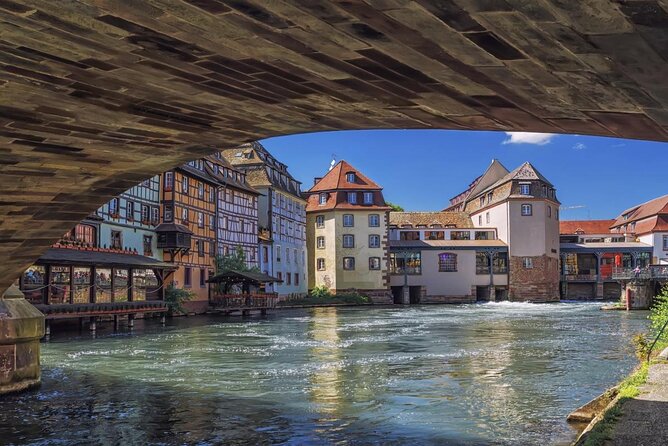 Strasbourg Scavenger Hunt and City Highlights Walking Tour - Strasbourg Scavenger Hunt: Key Points at a Glance