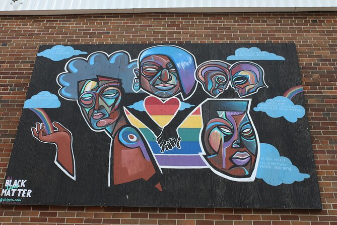 Street Art Exploration Game and Self-Guided Tour in Ottawa - The Living Room and Faith in Our Community