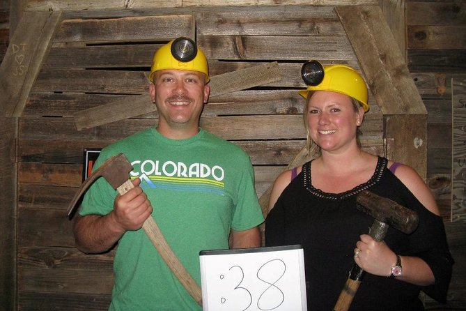 Strike it Rich! Puzzle Room Experience - The 60-minute race for the final goal