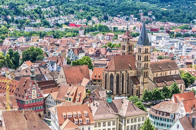 Stuttgart Scavenger Hunt and Highlights Self Guided Audio Tour - Schillerplatz and the Collegiate Church