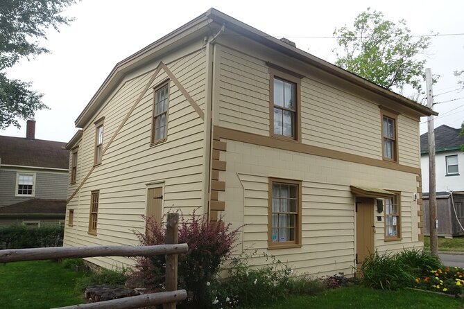 Sydney Cape Breton Self-Guided Walking Tour and Scavenger Hunt - St. Andrew’s Presbyterian Church and Cape Breton City Hall