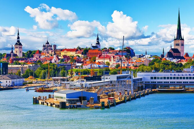 Tallinn Scavenger Hunt and Highlights Self Guided Audio Tour - A playful way to meet Tallinn’s Old Town