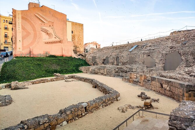 Tarragona Scavenger Hunt and Sights Self-Guided Tour - Who will enjoy this Tarragona tour most
