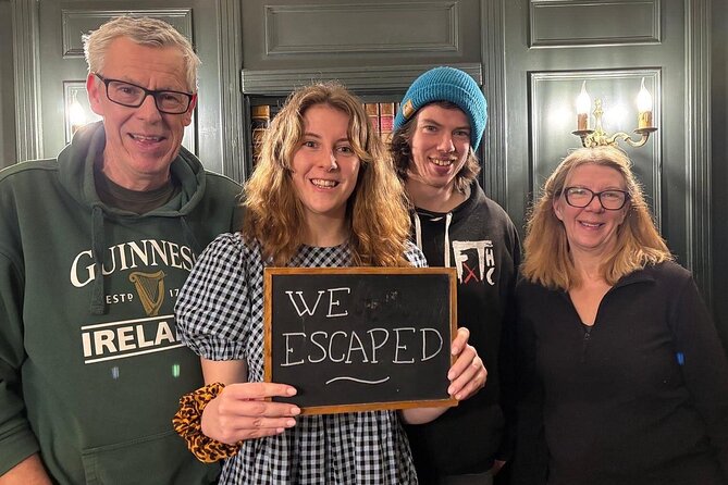 The Anatomist - Award Winning Historical Escape Room Experience - The Room’s Strongest Feature: Shared Problem Solving