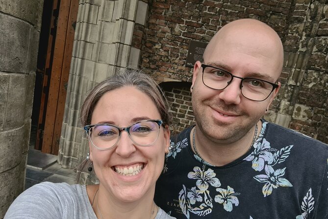 The Blue's Clues in Delft Exploration Game and Tour - Nieuwe Kerk and the Hugo de Groot monument