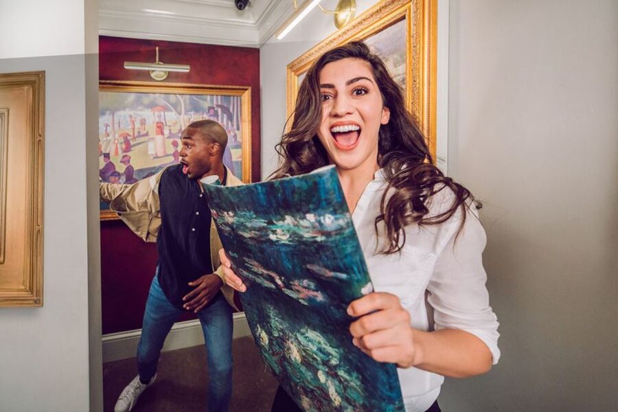 The Escape Game at The Forum Shops in Las Vegas - The game guides make a real difference