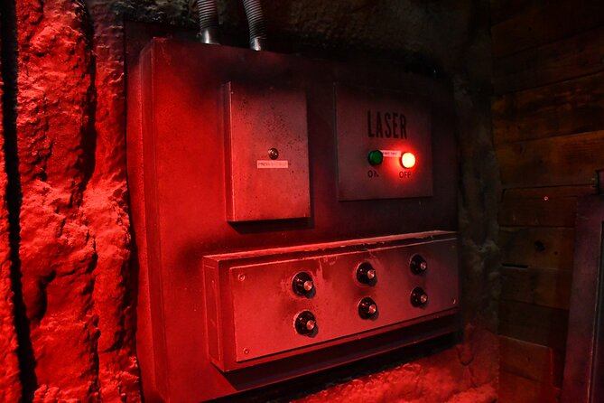 The Forbidden Tomb Escape Game - Arriving at Royal Escape Rooms on Richard Jackson Boulevard