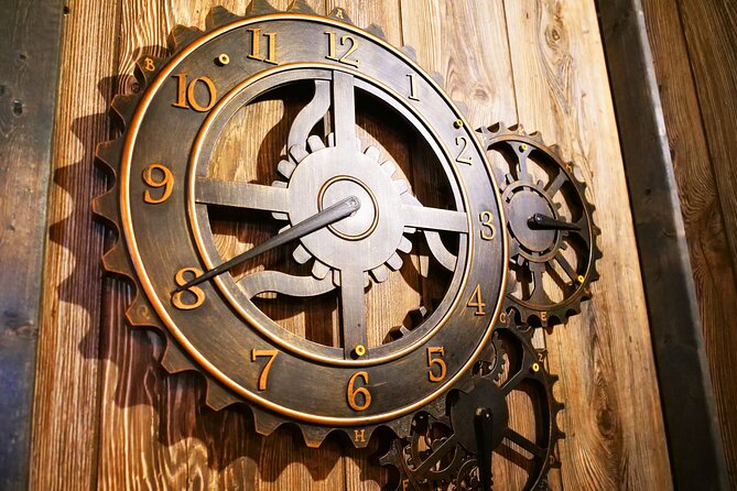 The Train Heist Adventure Escape Room - The technology and theatrical details