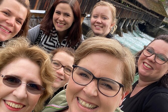 Thun Scavenger Hunt and Sights Self-Guided Tour - Rathausplatz and the pleasure of looking closely