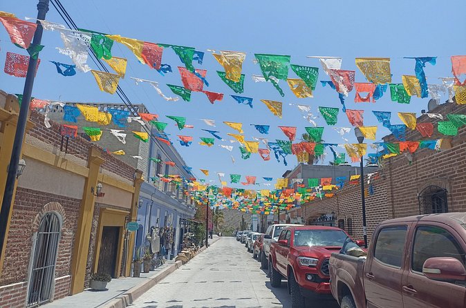 Todos Santos Treasure Hunt - What the town setting adds