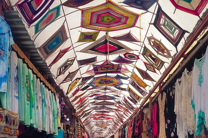 Todos Santos Treasure Hunt - Stops for photographs, food, and water