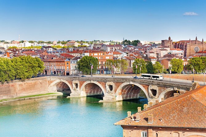 Toulouse "Ville Rose": Interactive Game & Walking Tour - Notre-Dame de la Daurade