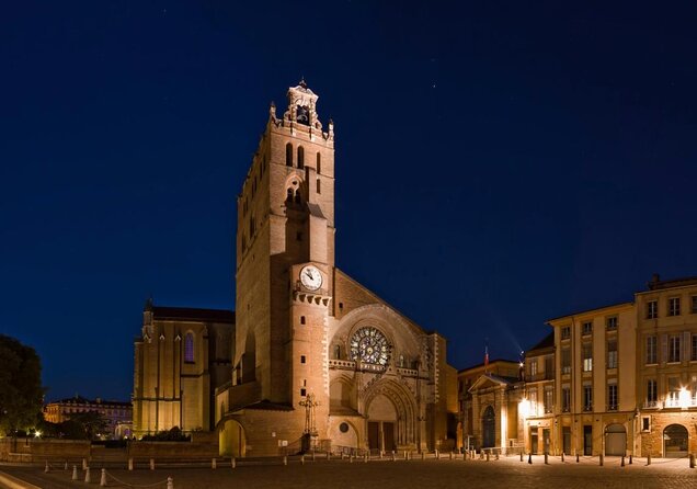 Toulouse "Ville Rose": Interactive Game & Walking Tour - Musée des Augustins and Place de la Trinité