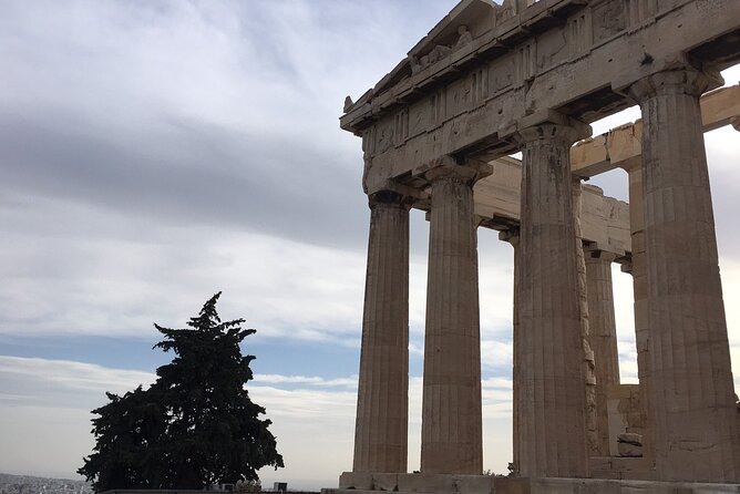 Treasure Hunt Around Acropolis— Private Group - Why the private format matters