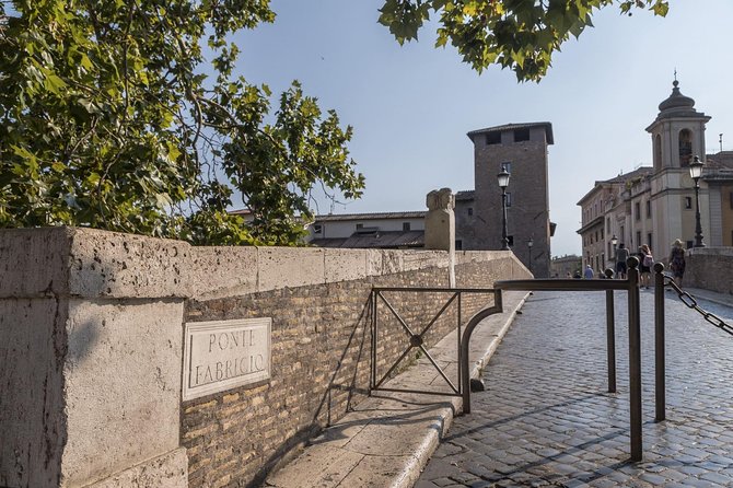 Treasure hunt in Rome, Ghetto and Trastevere - A different way to see central Rome