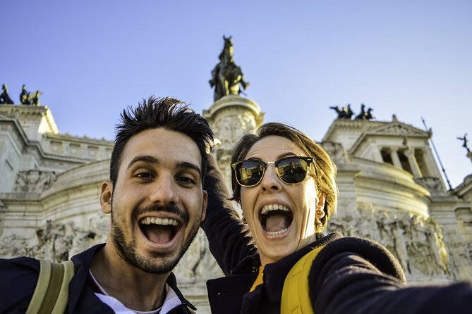 Treasures of Rome Scavenger Hunt for Friends Team Building & Company Incentive - Starting at Piazza del Colosseo