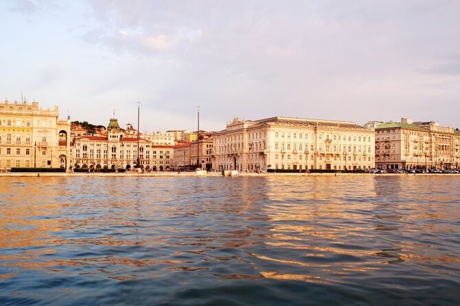 Trieste Exploration Game and City Tour on your Phone - Piazza della Borsa and the commercial city