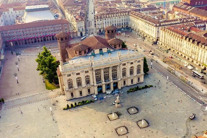 Turin Scavenger Hunt and Sights Self-Guided Tour - Questions, points, and photo challenges