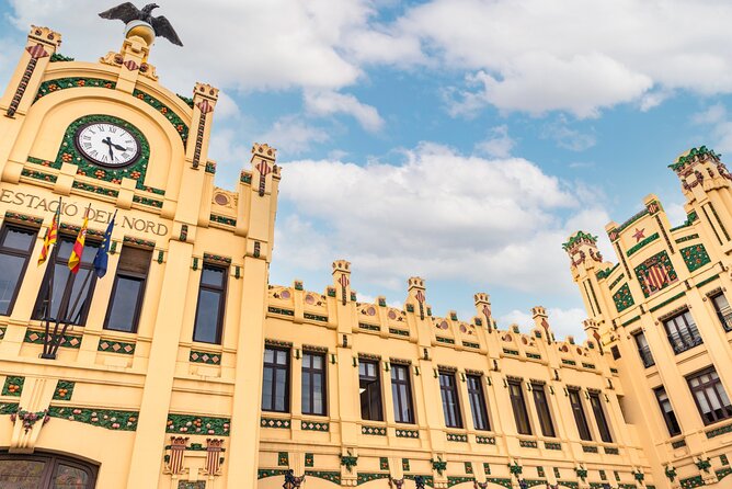 Valencia Monumental Scavenger Hunt - How the Explorial challenge works