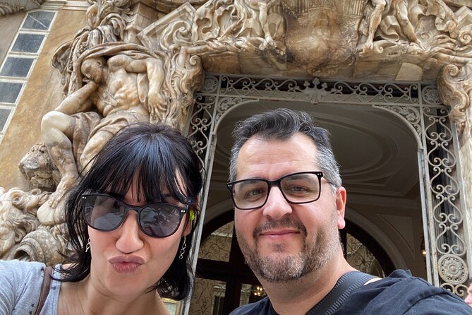 Valencia Monumental Scavenger Hunt - Central Market and North Station widen the route
