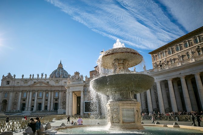 Vatican Treasure Hunt with Guided Tour for Families with Kids - Ending in St. Peter’s Square