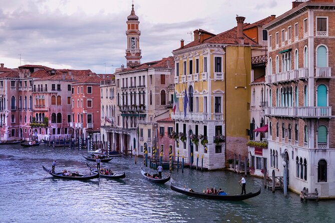 Venice Scavenger Hunt and Highlights Self Guided Audio Tour - Getting started at the Frari