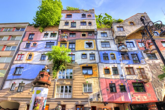 Vienna Scavenger Hunt and Highlights Self Guided Audio Tour - Who should book this Vienna walk?