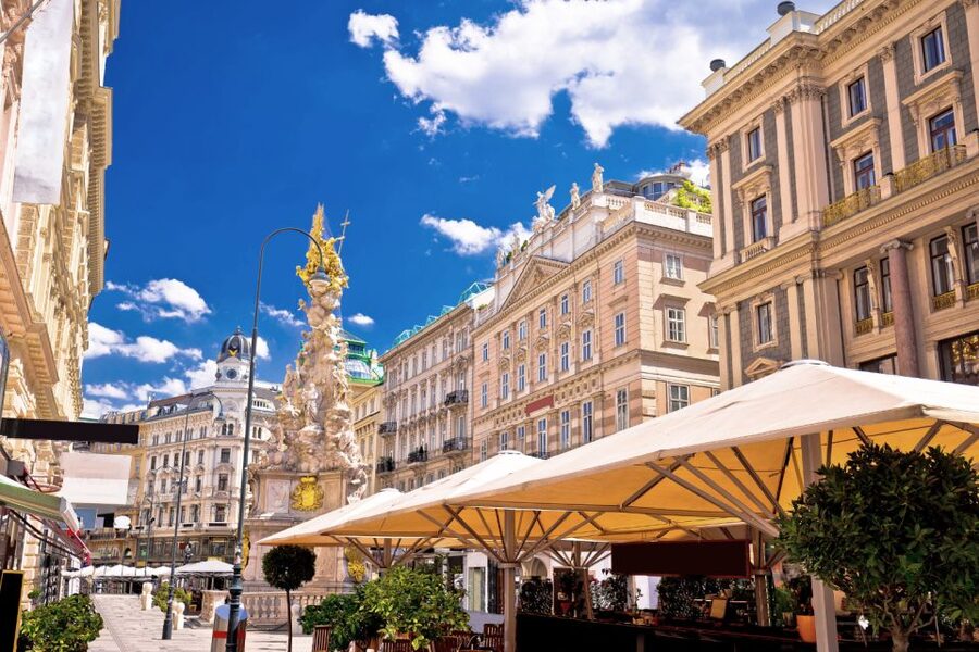 Vienna: Scavenger Hunt Self-Guided Tour - Michaelerplatz and the Hofburg